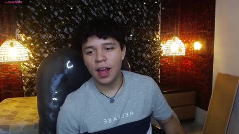 Snapshot of benjamintwink1 chatting on February 26, 12:27 am BENJAMIN online show from February 26, 12:27 am