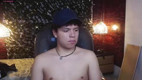 Snapshot of benjamintwink1 chatting on February 26, 11:15 pm BENJAMIN online show from February 26, 11:15 pm