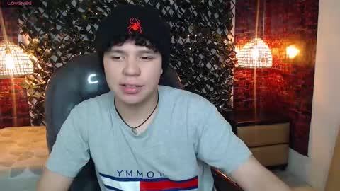 Snapshot of benjamintwink1 chatting on February 28, 11:56 pm BENJAMIN online show from February 28, 11:56 pm