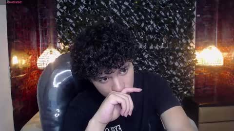 Snapshot of benjamintwink1 chatting on March 4, 10:27 pm BENJAMIN online show from March 4, 10:27 pm