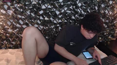 Snapshot of benjamintwink1 chatting on March 5, 8:53 pm BENJAMIN online show from March 5, 8:53 pm