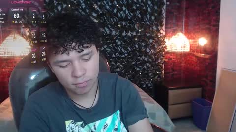 Snapshot of benjamintwink1 chatting on March 9, 12:10 am BENJAMIN online show from March 9, 12:10 am