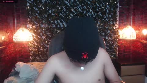 Snapshot of benjamintwink1 chatting on March 11, 11:26 pm BENJAMIN online show from March 11, 11:26 pm