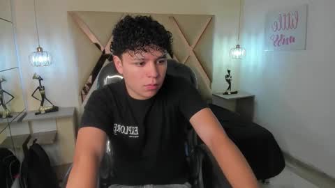 Snapshot of benjamintwink1 chatting on October 11, 7:56 pm BENJAMIN online show from October 11, 7:56 pm