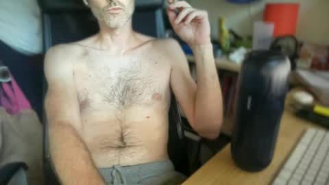 benjdean online show from June 23, 10:57 am