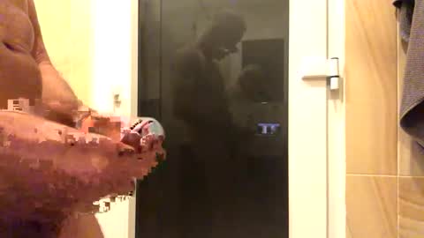 Snapshot of benji804 chatting on February 13, 4:47 pm benji804 online show from February 13, 4:47 pm