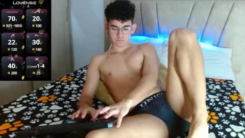 Snapshot of benny__1 chatting on December 16, 2:05 pm ben online show from December 16, 2:05 pm