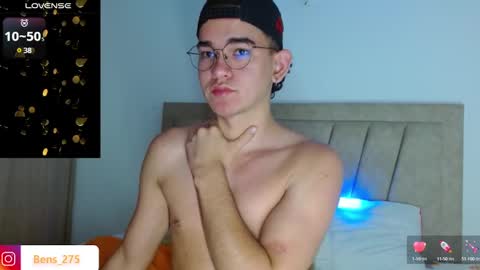 Snapshot of benny__1 chatting on January 26, 12:01 pm ben online show from January 26, 12:01 pm