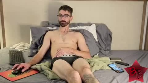 benny_boy95 online show from September 24, 3:10 am