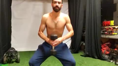 benny_boy95 online show from October 9, 2:26 pm