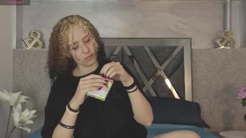 benny_wilson online show from December 21, 4:30 am