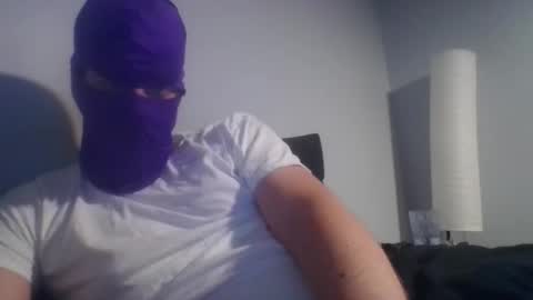 bennybueno online show from April 19, 4:01 am