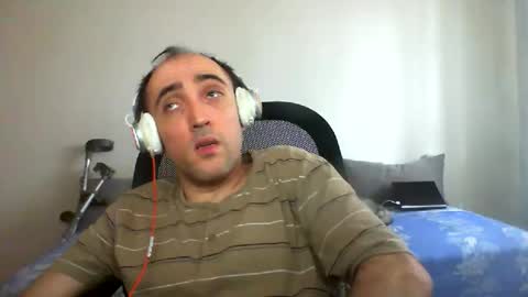 bentish online show from October 9, 9:51 am