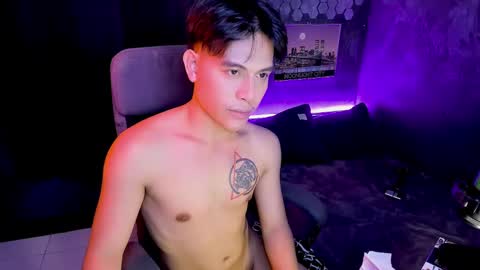 Snapshot of bentlyfuck chatting on January 3, 6:24 pm bentlyfuck online show from January 3, 6:24 pm