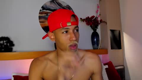 Snapshot of bento_fox chatting on September 11, 2:33 am bento_fox online show from September 11, 2:33 am