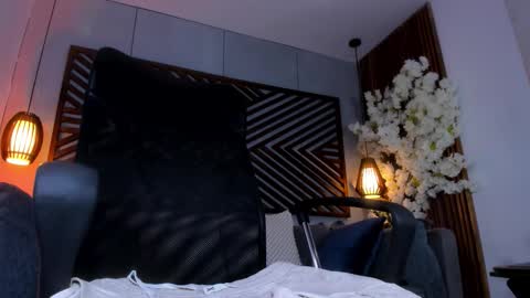 Snapshot of bento_fox chatting on October 10, 4:00 am bento_fox online show from October 10, 4:00 am