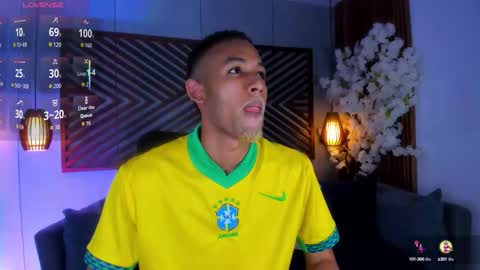 Snapshot of bento_fox chatting on October 14, 3:40 am bento_fox online show from October 14, 3:40 am