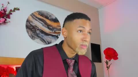 Snapshot of bento_fox chatting on February 15, 7:51 am bento_fox online show from February 15, 7:51 am