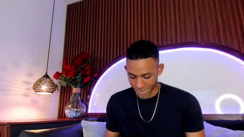 Snapshot of bento_fox chatting on March 28, 4:12 am bento_fox online show from March 28, 4:12 am