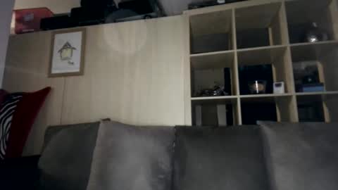 Snapshot of berg_boy chatting on December 16, 6:57 pm Martin online show from December 16, 6:57 pm