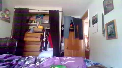 bergeeric1970 online show from September 23, 6:55 pm