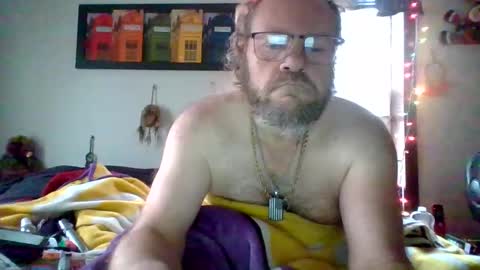 bergeeric1970 online show from April 1, 1:01 pm