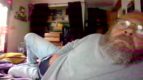 bergeeric1970 online show from May 19, 10:49 pm