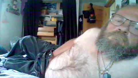 Snapshot of bergeeric1970 chatting on May 21, 8:16 pm bergeeric1970 online show from May 21, 8:16 pm