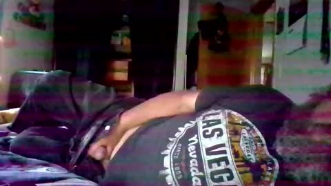 Snapshot of bergeeric1970 chatting on May 26, 12:39 am bergeeric1970 online show from May 26, 12:39 am