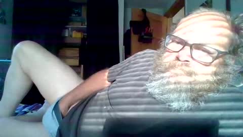 Snapshot of bergeeric1970 chatting on June 16, 12:19 pm bergeeric1970 online show from June 16, 12:19 pm