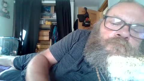 Snapshot of bergeeric1970 chatting on July 18, 1:37 pm bergeeric1970 online show from July 18, 1:37 pm