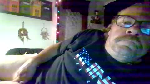 Snapshot of bergeeric1970 chatting on July 31, 9:19 am bergeeric1970 online show from July 31, 9:19 am