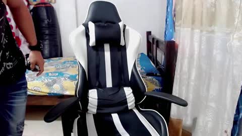 Snapshot of bergon30 chatting on January 24, 3:13 pm Bergon77 online show from January 24, 3:13 pm