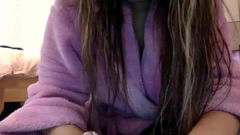 Snapshot of bermudatriangle12 chatting on March 4, 4:49 am tixxie online show from March 4, 4:49 am