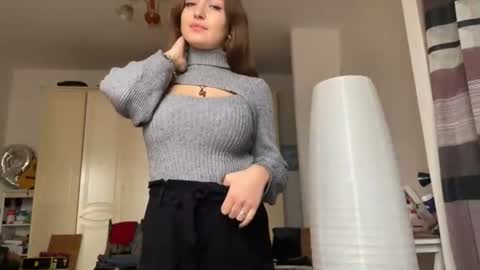 Jeny online show from February 3, 9:36 am