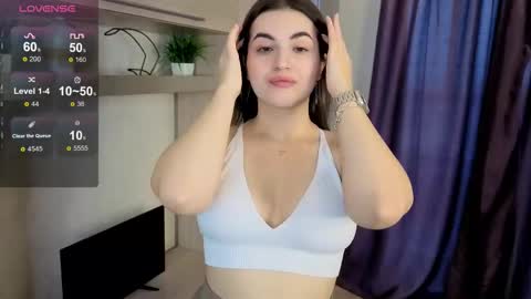 Snapshot of bernice_knight chatting on October 17, 1:25 pm Maria online show from October 17, 1:25 pm