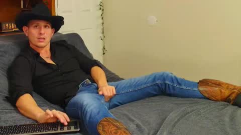 twitter zack1fisher online show from January 10, 1:18 am