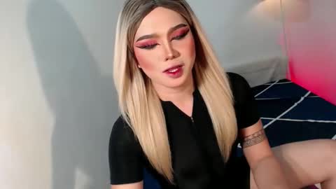 Snapshot of bestgirljulia chatting on November 20, 1:00 pm bestgirljulia online show from November 20, 1:00 pm