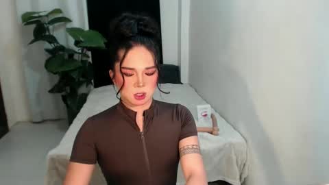 Snapshot of bestgirljulia chatting on February 21, 7:20 am bestgirljulia online show from February 21, 7:20 am