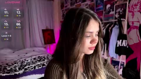 Snapshot of bestie_me chatting on September 12, 4:40 pm Emily Stream every day online show from September 12, 4:40 pm