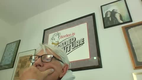 bestshot1951 online show from December 1, 2:33 pm