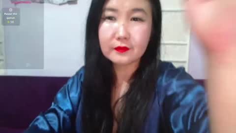 Snapshot of bet_lu chatting on April 10, 5:45 am Bet Lu online show from April 10, 5:45 am