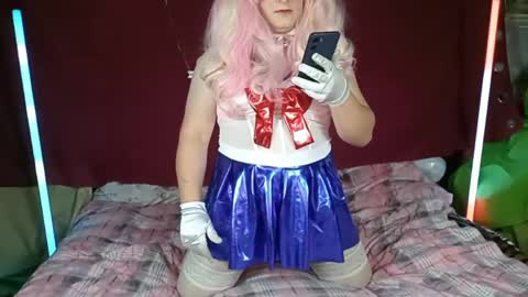 Elisabeth online show from April 8, 8:31 pm