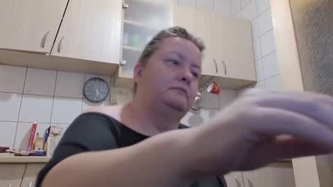 bethnorth online show from October 10, 2:21 am