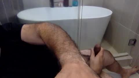 Snapshot of betoooox chatting on March 15, 12:44 pm Virtual Gentleman online show from March 15, 12:44 pm