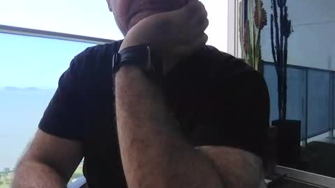 Snapshot of betoooox chatting on March 16, 4:11 pm Virtual Gentleman online show from March 16, 4:11 pm