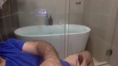 Snapshot of betoooox chatting on March 23, 12:25 am Virtual Gentleman online show from March 23, 12:25 am