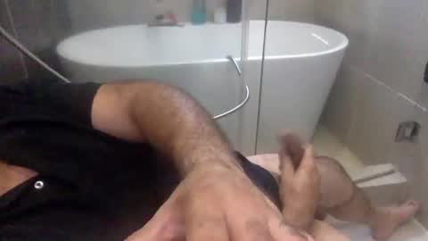 Snapshot of betoooox chatting on March 28, 9:58 pm Virtual Gentleman online show from March 28, 9:58 pm