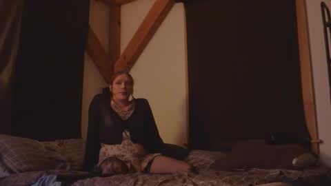 Betsy online show from February 5, 4:39 am