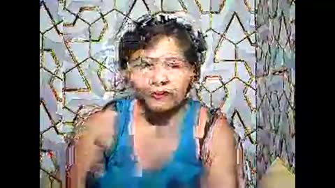 Snapshot of betty_83 chatting on February 18, 11:50 am betty_83 online show from February 18, 11:50 am